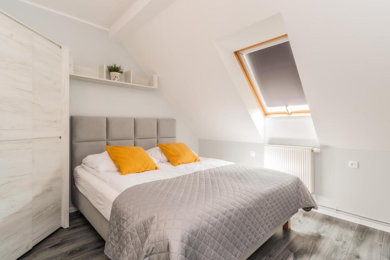Hupkas Apartementy I Pokoje Jantar Exteriör bild