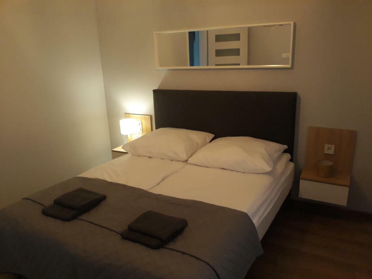 Hupkas Apartementy I Pokoje Jantar Exteriör bild